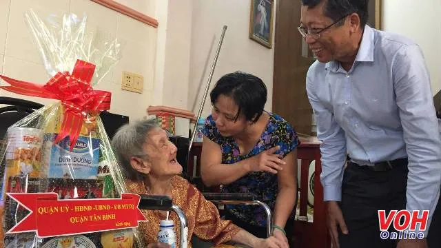 Lãnh đạo TPHCM chúc thọ người cao tuổi Quận Tân Bình