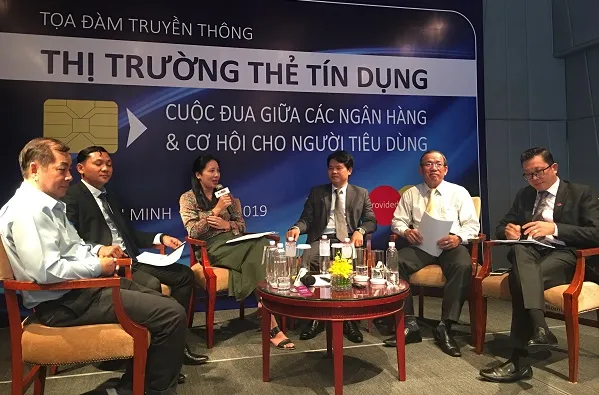 TPHCM: Quý 1/2019 có khoảng 12 triệu thẻ tín dụng phát hành