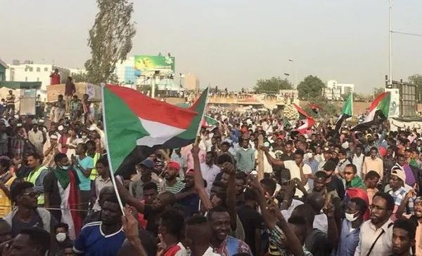 Sudan chính thức chấm dứt chiến dịch bất tuân dân sự