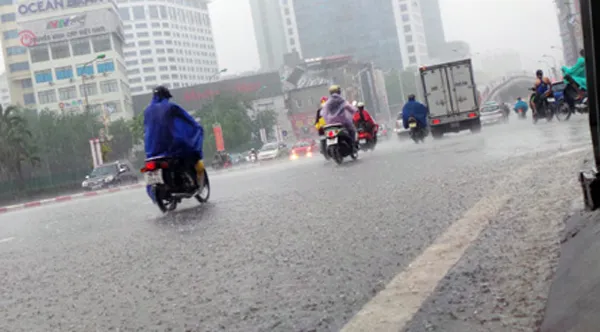 Dự báo thời tiết hôm nay 15/6: Vùng núi và trung du Bắc Bộ mưa to - nắng nóng Trung bộ