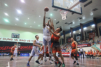 Hochiminh City Wings toàn thắng, giữ chắc ngôi đầu bảng VBA 2019