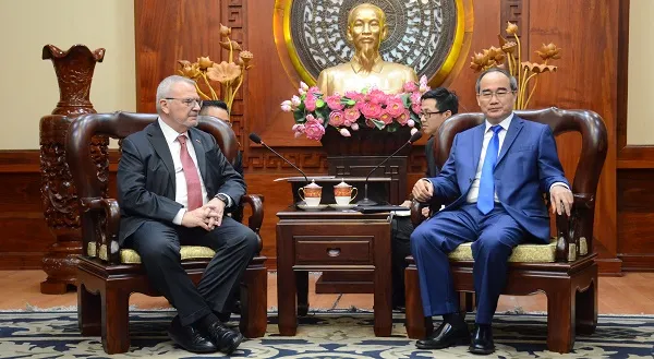 Bí thư Thành ủy TPHCM tiếp Phó Chủ tịch cấp cao Hội đồng kinh doanh Hoa Kỳ - ASEAN