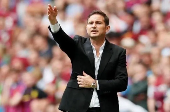 Nguồn tin thân cận khẳng định Lampard đã rất gần Chelsea