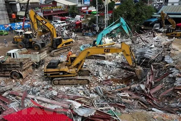 Tòa nhà 7 tầng bị sập tại Campuchia xây dựng trái phép