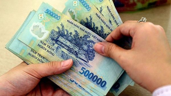 Tăng lương từ 1/7/2019: 9 đối tượng được áp dụng là những ai?