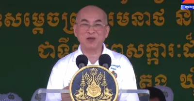 Nhà Vua Campuchia: Trồng rừng để giảm bớt phá rừng tự nhiên
