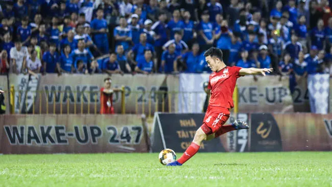 Xuân Trường mờ nhạt trong ngày HAGL rơi xuống áp chót BXH V-League 2019