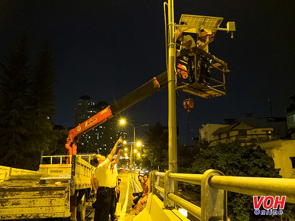 Lắp đặt thí điểm trạm quan trắc và cảnh báo ngập qua ứng dụng