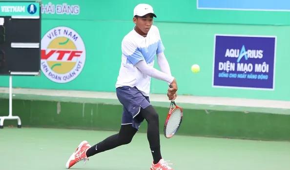 Giải quần vợt ITF trẻ nhóm 5 quốc tế: Tay vợt Vũ Hà Minh Đức thẳng tiến tứ kết đơn nam