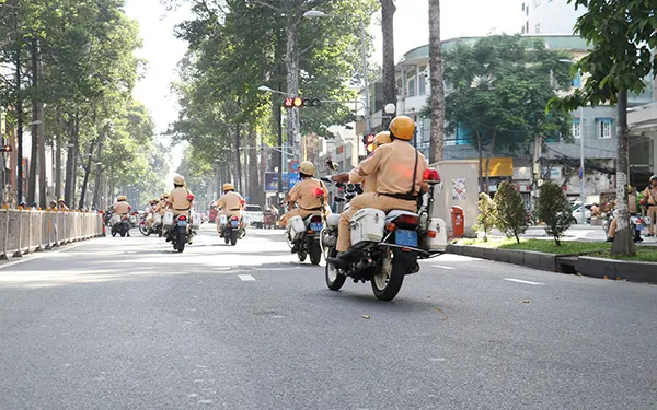 Xử lý gần 2000 trường hợp vi phạm sau 5 ngày ra quân tổng kiểm soát giao thông