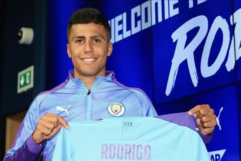 Tân binh ‘khủng’ Rodri nói gì khi được làm việc với Pep Guardiola?