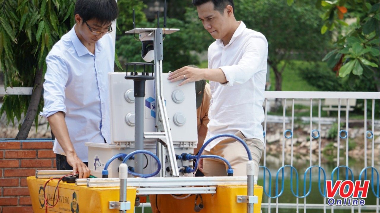 Nhà khoa học Việt đã phát triển được tàu ngầm tự hành