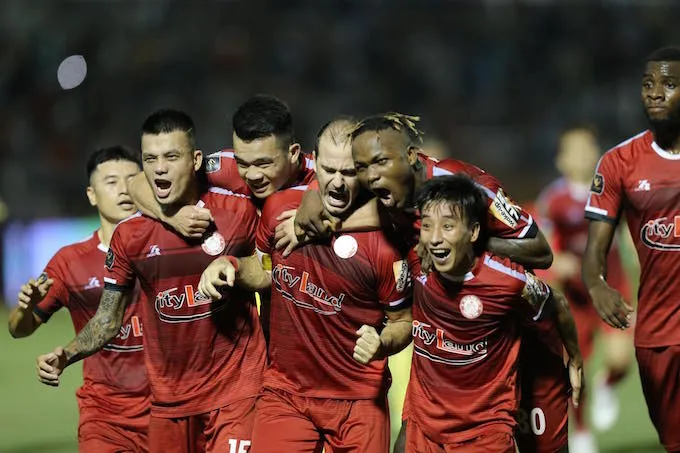 Kết quả V-League 2019 ngày 26/7: Hòa kịch tính Hà Nội, TPHCM vẫn giữ ngôi đầu