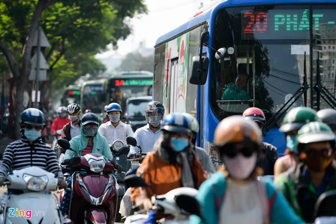 Làn đường riêng cho xe buýt - nên hay không?