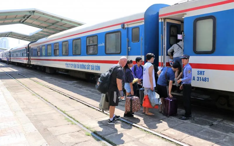 Giảm giá vé nhiều tuyến đường sắt dịp sau hè