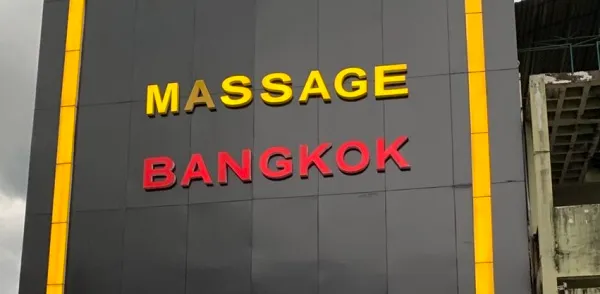 Kiểm tra đột xuất tiệm massage Bangkok phục vụ theo yêu cầu