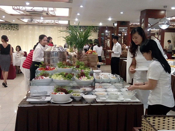 Tháng 7 âm lịch, ăn buffet chay ở đâu ngon mà giá phải chăng?