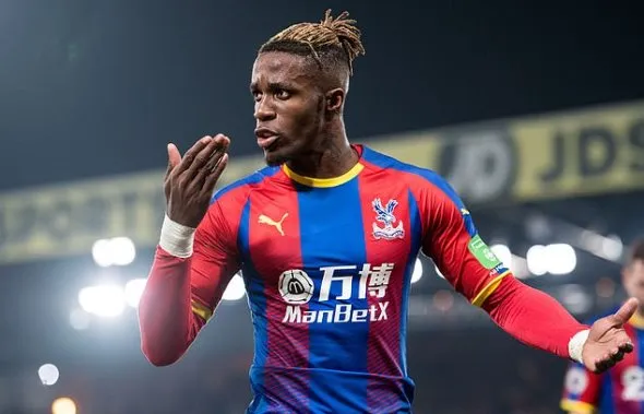 Tin chuyển nhượng 1/8: Thêm một tên tuổi để mắt Wilfried Zaha