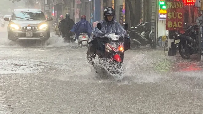 Dự báo thời tiết ngày mai 4/8: Bắc Bộ và Bắc Trung Bộ vẫn mưa to