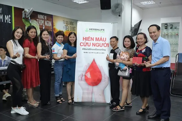 Nhân viên Herbalife Việt Nam tham gia hiến máu tình nguyện