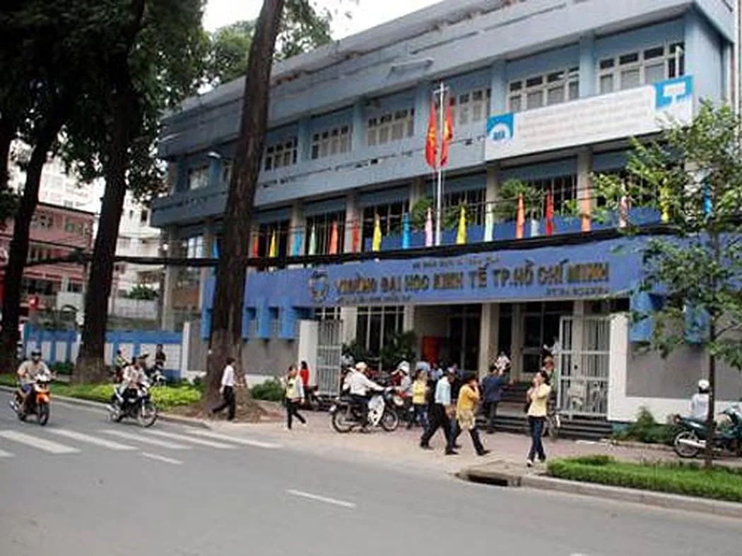 Điểm trúng tuyển Trường Đại học Kinh tế TPHCM: cao nhất 25,10 điểm