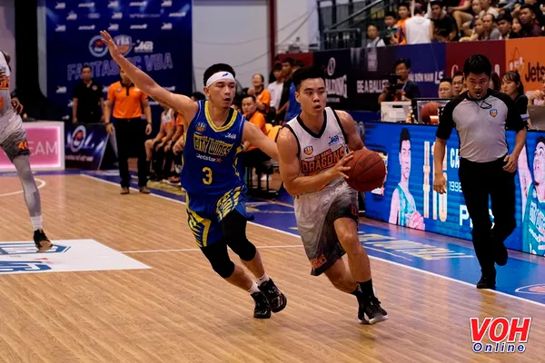 Danang Dragons bất ngờ kéo Hochiminh City Wings rớt khỏi ngôi đầu bảng VBA 2019