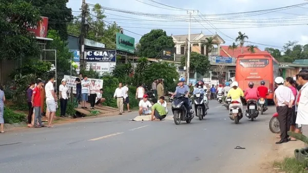 Tin tức tai nạn giao thông ngày 9/8/2019: Nữ sinh lớp 6 bị xe khách tông tử vong ngay ngày sinh nhật