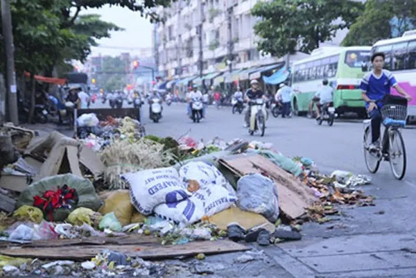 Tiếp tục vận động người dân không xả rác, giảm sử dụng sản phẩm nhựa