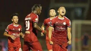 Kết quả V-League 2019 ngày 17/8: Thắng đậm Than Quảng Ninh, TPHCM tiếp tục bám đuổi Hà Nội