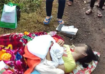 Bé trai tử vong ngay khi lọt lòng mẹ do tài xế nhẫn tâm đuổi sản phụ xuống xe?