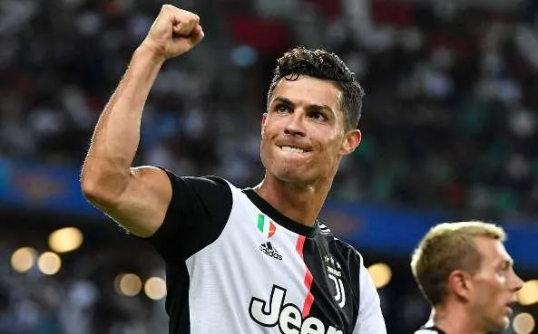 Anelka: ‘Ronaldo sẽ còn tỏa sáng hơn nữa tại Juventus mùa này’