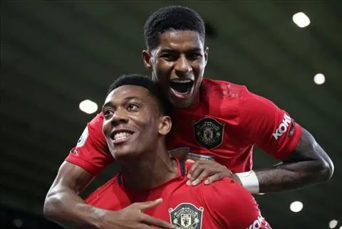 Ryan Giggs hết lời khen ngợi Anthony Martial