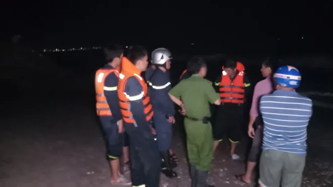 Bình Thuận: Đã tìm thấy thi thể 4 du khách chết đuối khi tắm biển