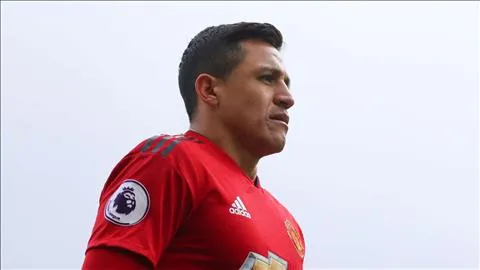 HLV Solskjaer tiết lộ tương lai Alexis Sanchez