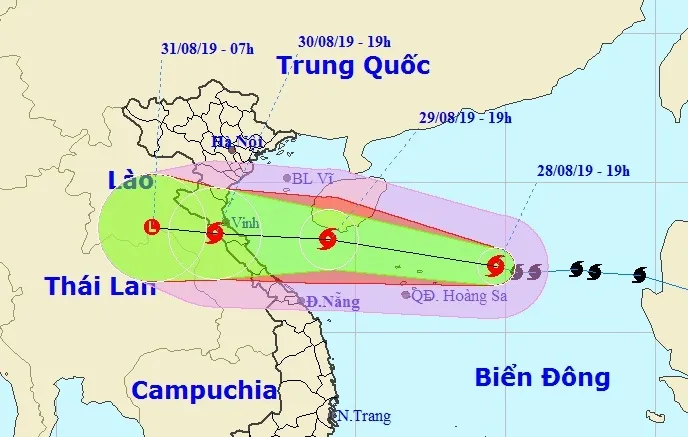 Tối ngày 30/8 bão số 4 đi vào đất liền các tỉnh từ Thanh Hóa đến Quảng Bình