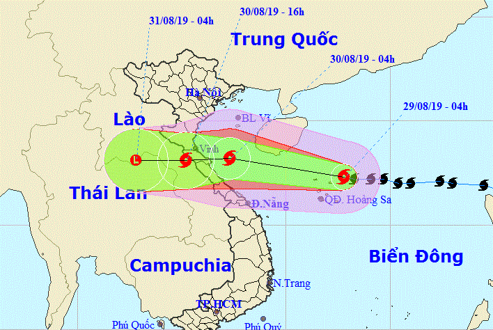 Bão số 4 cách đất liền các tỉnh Quảng Trị-Quảng Ngãi khoảng 480km