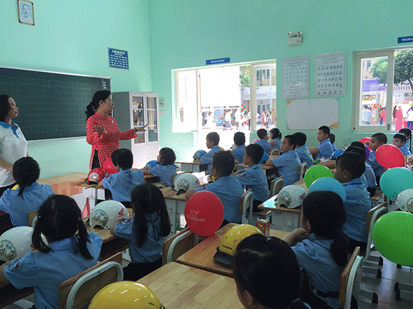 TPHCM : Học sinh tiểu học sử dụng tối đa 3 quyển tập trong năm