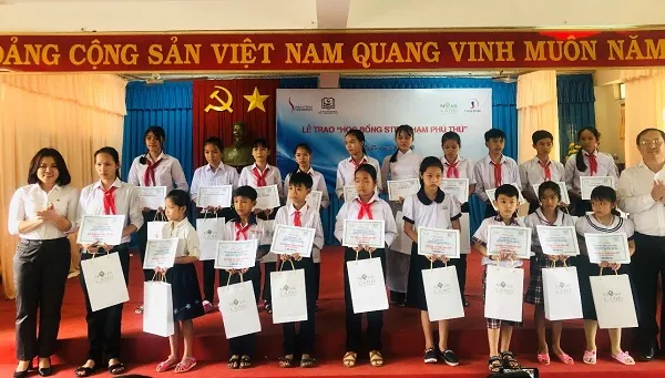 Viết tiếp chuyện “Nước sạch học đường” và niềm vui mùa tựu trường tại Bến Tre cùng nhiều tỉnh thành