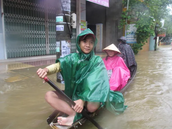 Nguy cơ xảy ra lũ quét và sạt lở đất, ngập lụt ở vùng trũng các tỉnh từ Thanh Hóa đến Thừa Thiên Huế