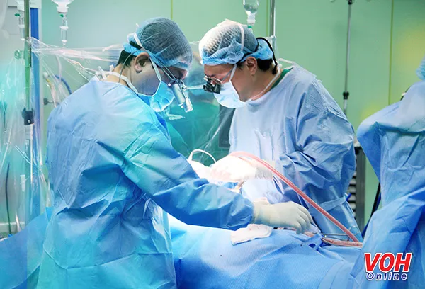 Phẫu thuật thành công cùng lúc ba kỹ thuật phức tạp