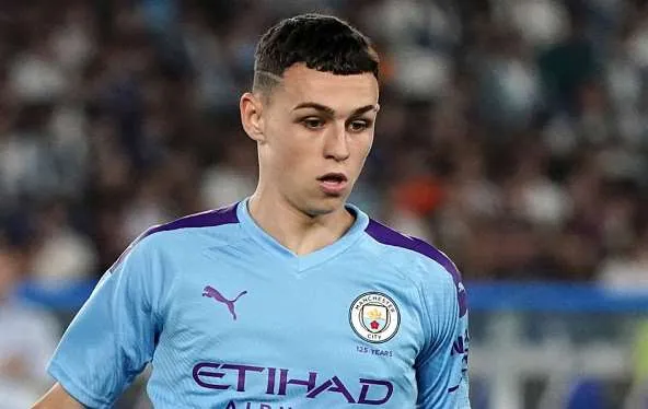 Michael Owen khuyên Phil Foden sớm rời khỏi Man City