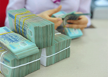 Lần đầu tiên sau 4 năm, huy động vốn tại TPHCM có mức tăng trưởng cao hơn so với tín dụng
