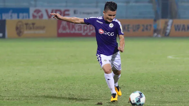 Quang Hải lập cú đúp đưa Hà Nội đến gần ngôi vô địch V-League 2019