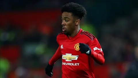 Barca bất ngờ hỏi mua Angel Gomes của MU