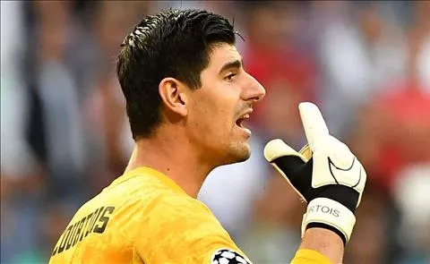 Tin tức Real Madrid 4/10: Courtois lên tiếng trước những chỉ trích