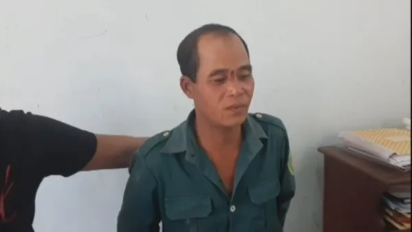 Đâm hàng xóm tử vong vì bị chửi bới, ném đá vào nhà