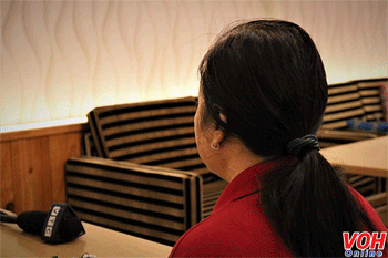 Giáo viên véo tai học sinh nhận sai phạm vì đã có hành vi không đúng mực