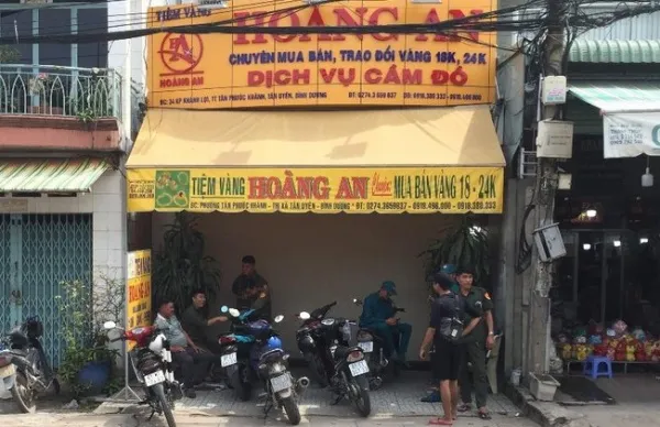 Kẻ gian đột nhập tiệm vàng lấy mất 200 cây vàng trong đêm