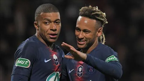 Buffon lên tiếng khen ngợi Neymar và Mbappe