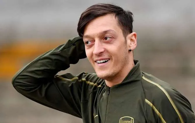 Mesut Ozil: ‘Tôi luôn là chính mình, không bao giờ thay đổi’ 